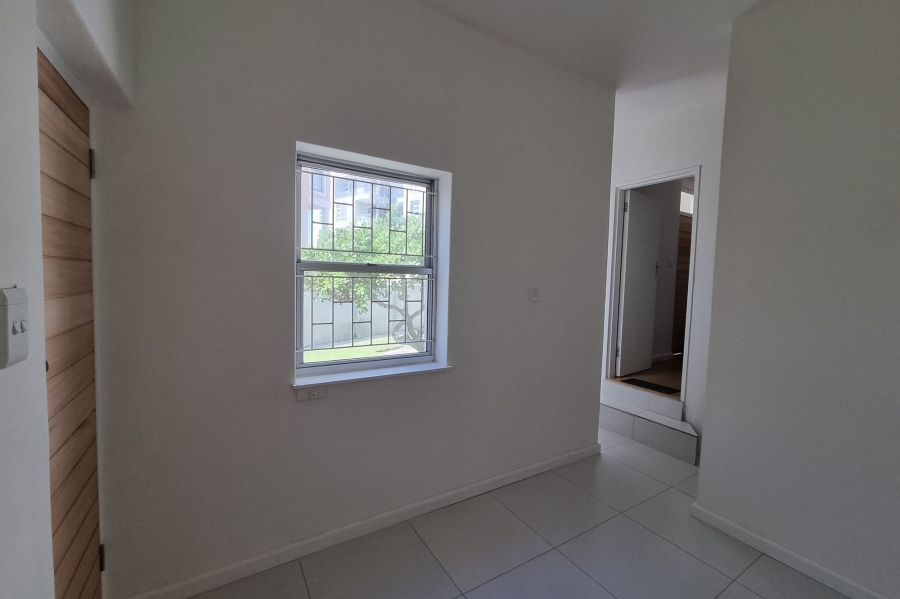 4 Bedroom Property for Sale in Beachfront Western Cape